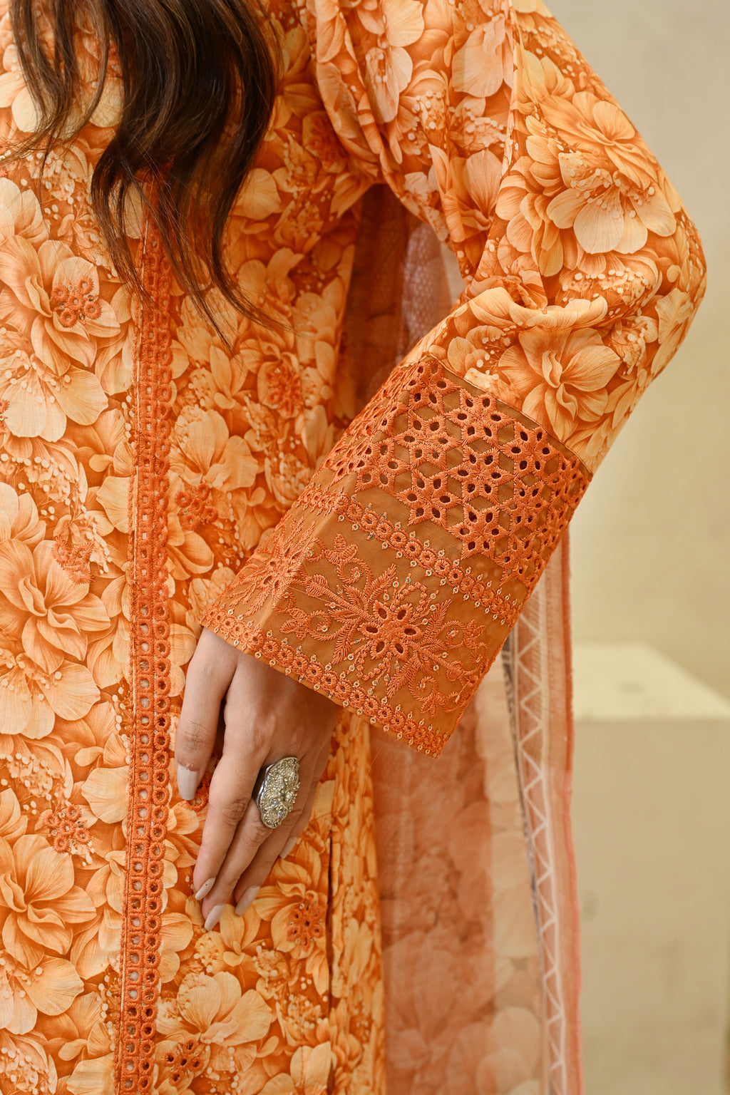 Chishtiya garment